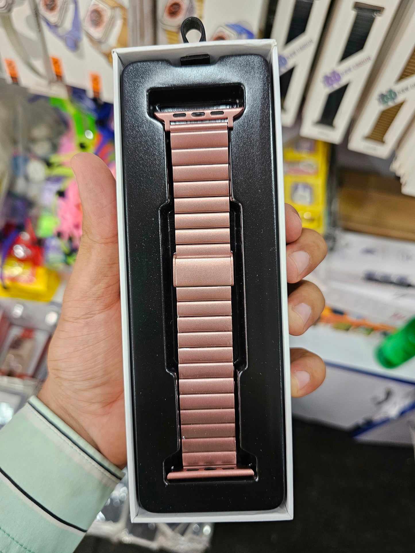 CFZ Stylish and Strong Stainless Steel Straps for Apple Watch Series 3, 4, 5, 6, 7, 8 & SE - Lightweight and Premium Design