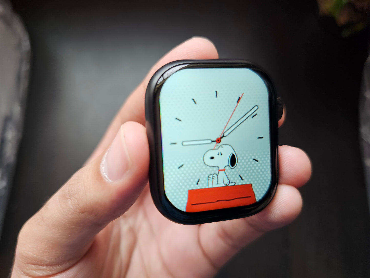 Series 9 with metal body, 3D curved display