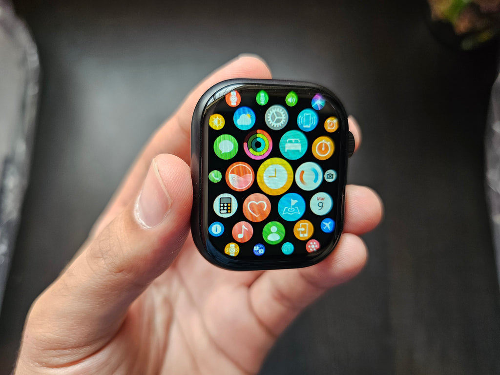 Series 9 with metal body, 3D curved display