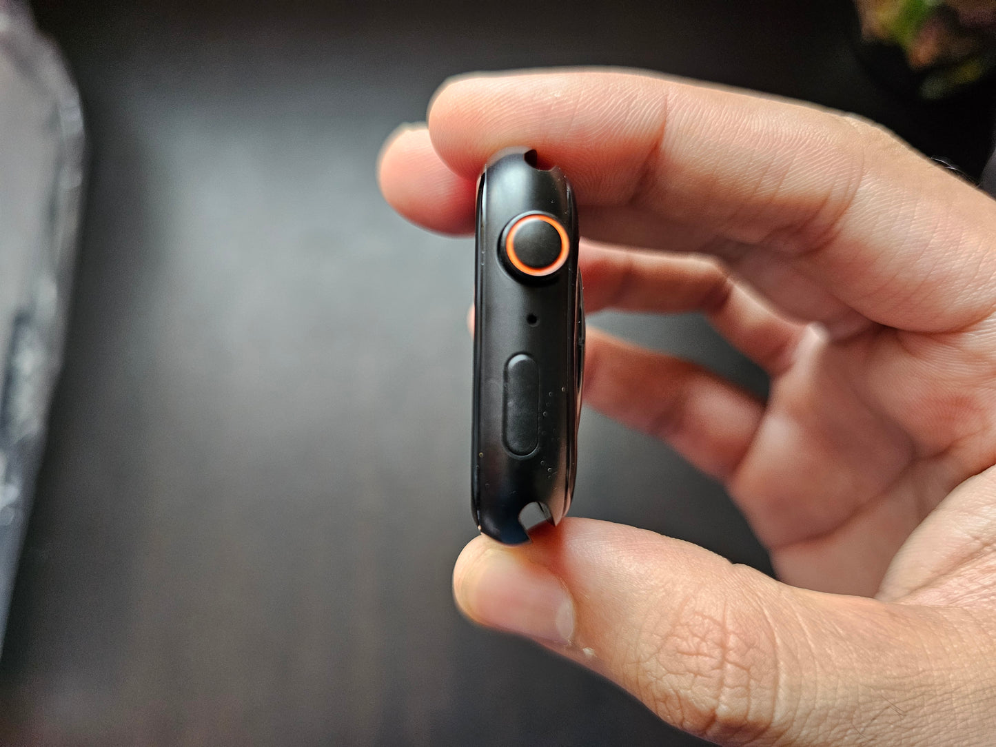 Series 9 with metal body, 3D curved display