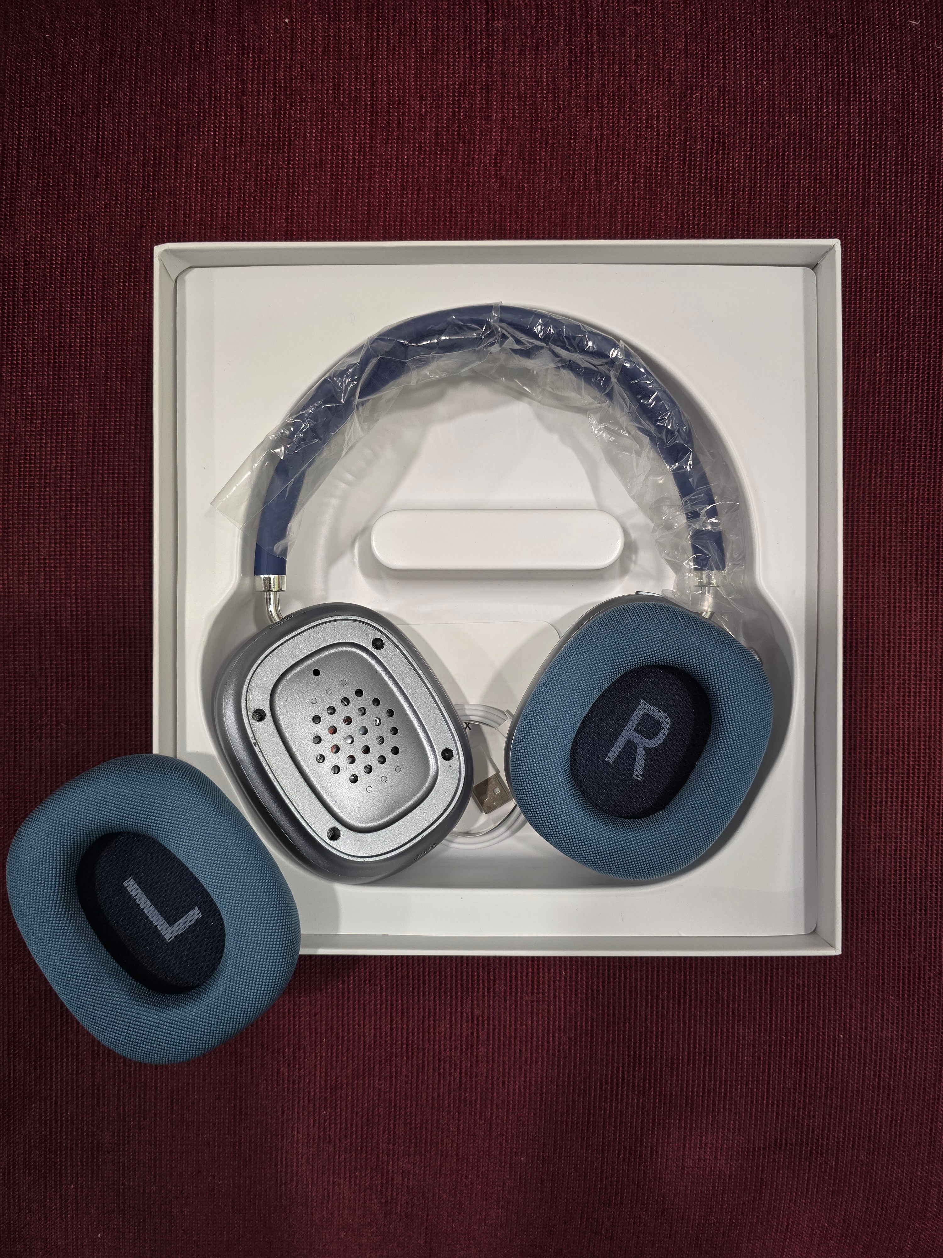 Airpods Pro Max with Magnetic cushions for iOS and Android - Best