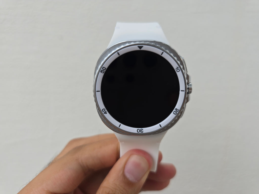 Smartwatch 8 Classic with Rotatable Bezel, Ceramic back premium finish