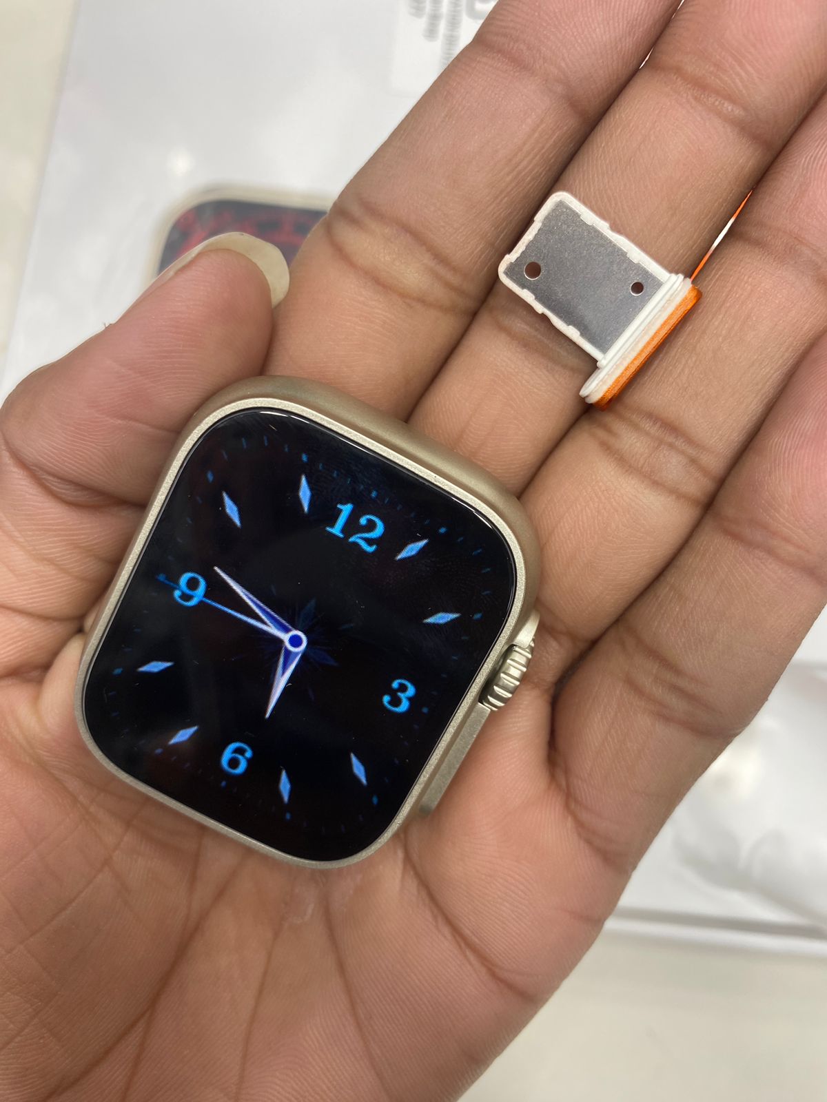 Watch Ultra clone with sim card support - Premium all metal finish with real screws and strap locks ! 4G watch