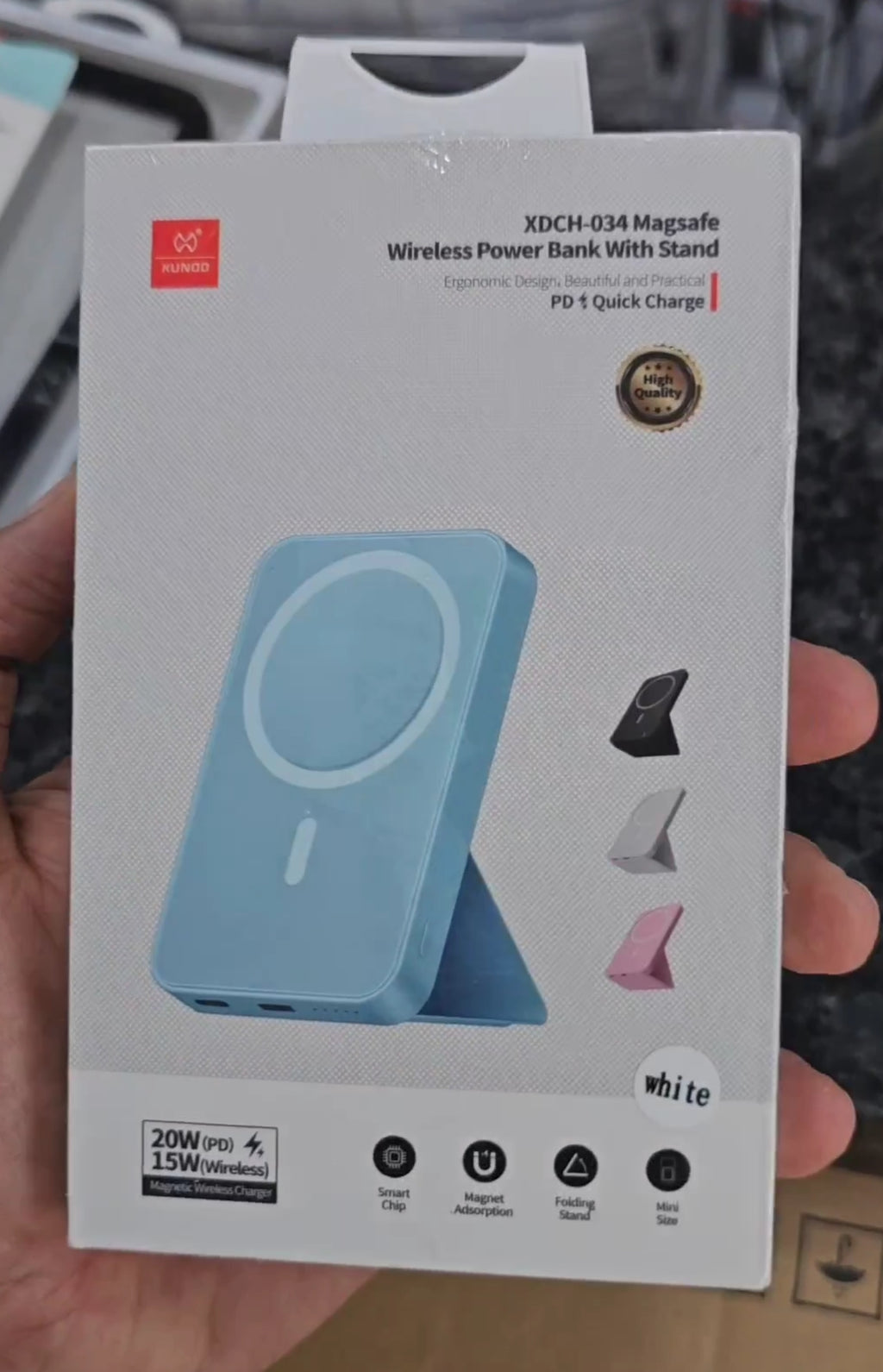 Xundd 10,000mah Magsafe PowerBank with Smart Chip and Stand for ultimate style