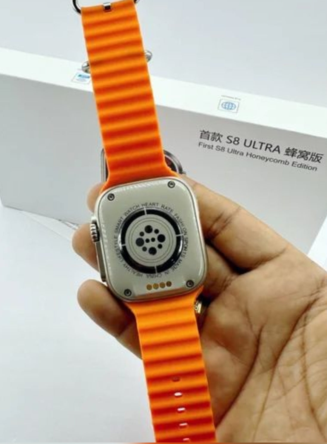 Watch Ultra clone with sim card support - Premium all metal finish with real screws and strap locks ! 4G watch